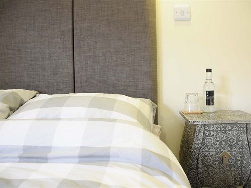 The Partridge Inn Wine Bar & Restaurant Wallingford Luaran gambar